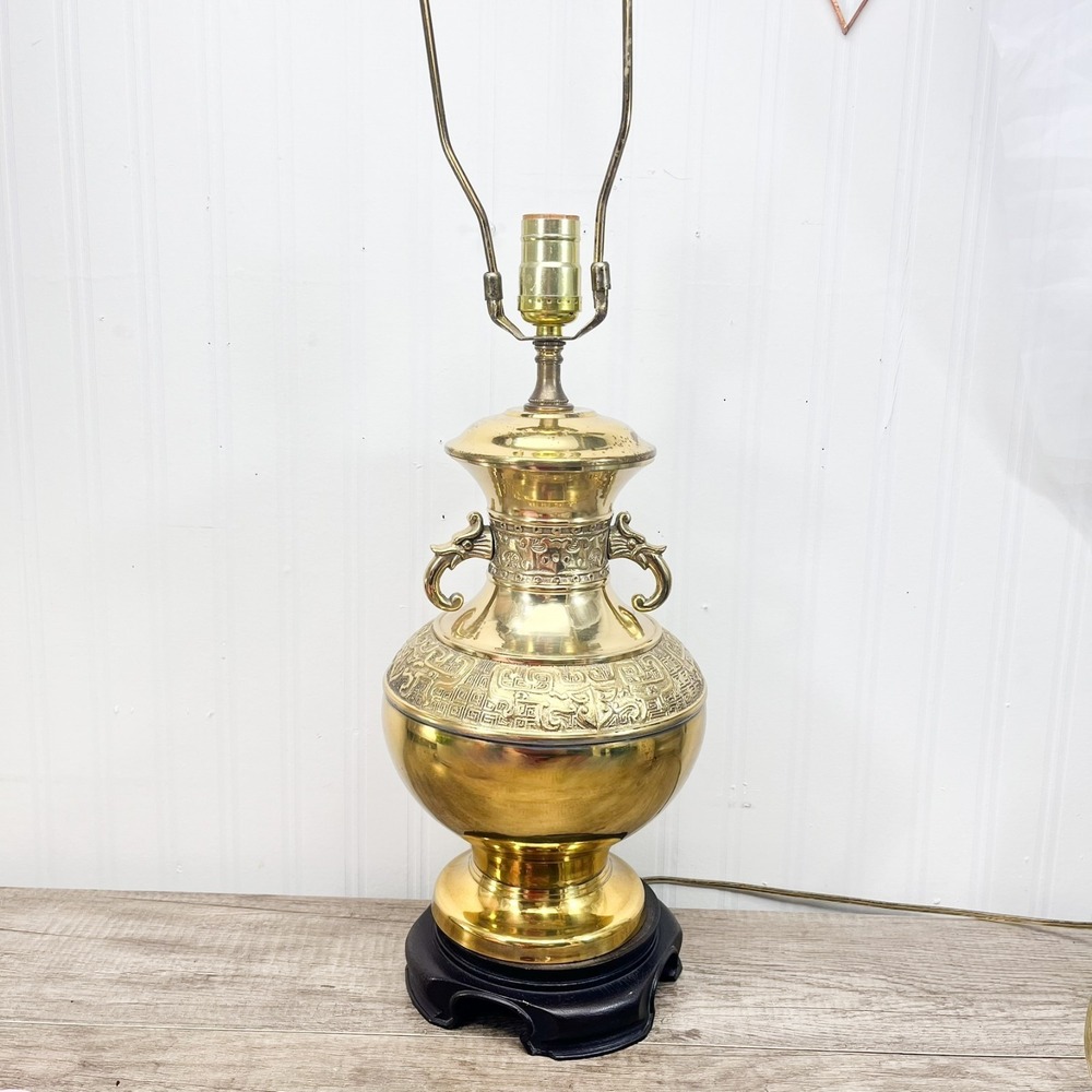 Vintage Brass table lamp w dragon handles James Mont Asian‎ style